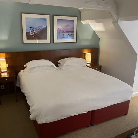 The Lodge At Meyrick Park Bournemouth Esterno foto